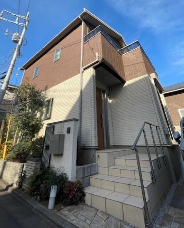 建物外観　落ち着いた雰囲気の外観です