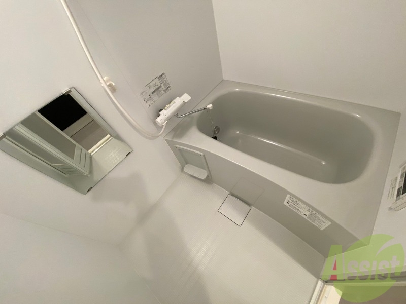 バス・シャワールーム　お風呂になります。一日の疲れを癒してくださいね。