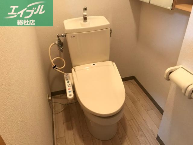 トイレ　トイレ