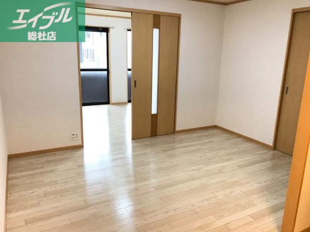 居室・リビング　リビング