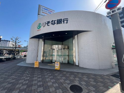 銀行　りそな銀行新大阪駅前支店（銀行）まで742m
