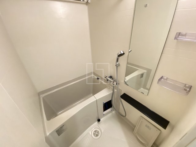 バス・シャワールーム　プレサンス四天王寺前夕陽ヶ丘凛宮　浴室