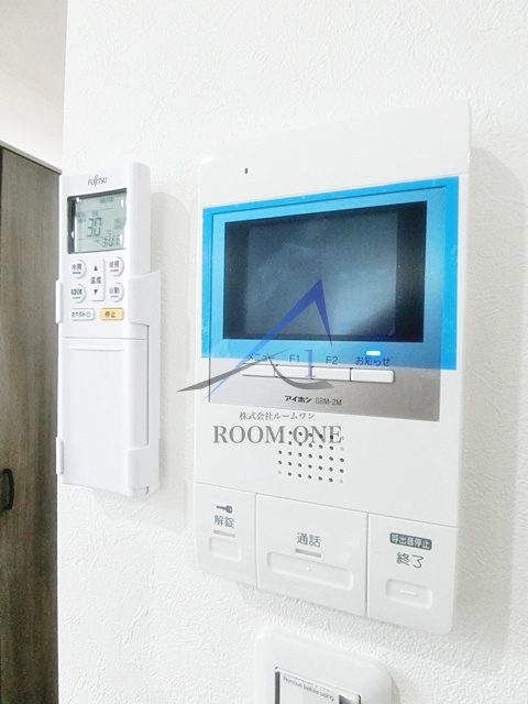 セキュリティ　モニター付インターホンです。