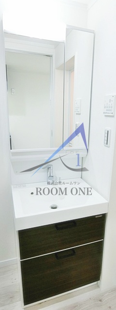 洗面設備　洗面台です。