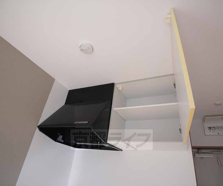 収納　キッチン下、収納できます