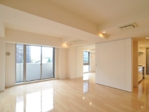 居室・リビング　※別部屋の参考写真です。