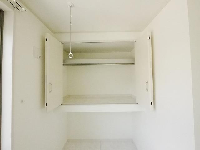 その他設備　★洋室の収納スペースです★