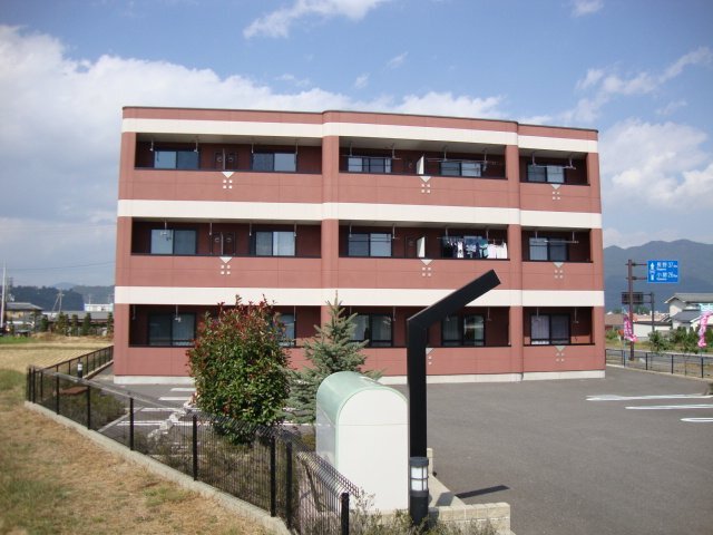 建物外観　外観写真（昼）