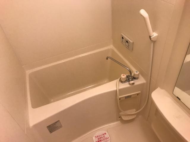 バス・シャワールーム　追焚き付バス