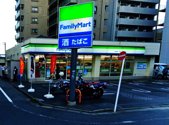 コンビニ　ファミリーマート 相模原四丁目店（コンビニ）まで309m