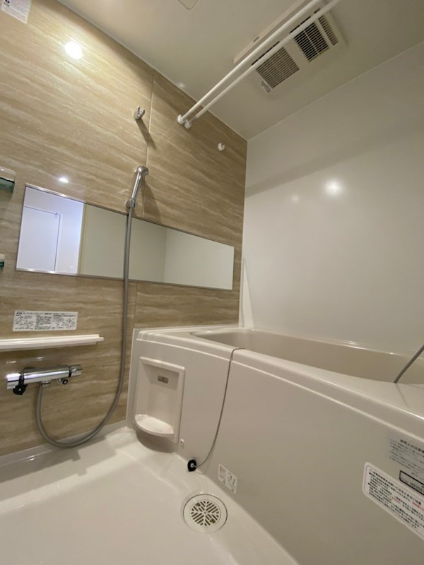 バス・シャワールーム　同施工物件参考写真
