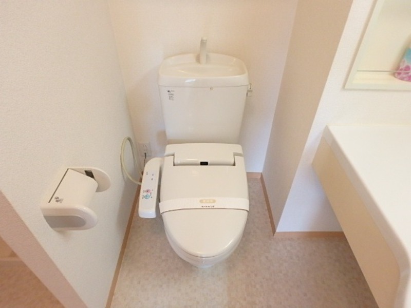 トイレ　図面と現状に相違がある場合には現状を優先