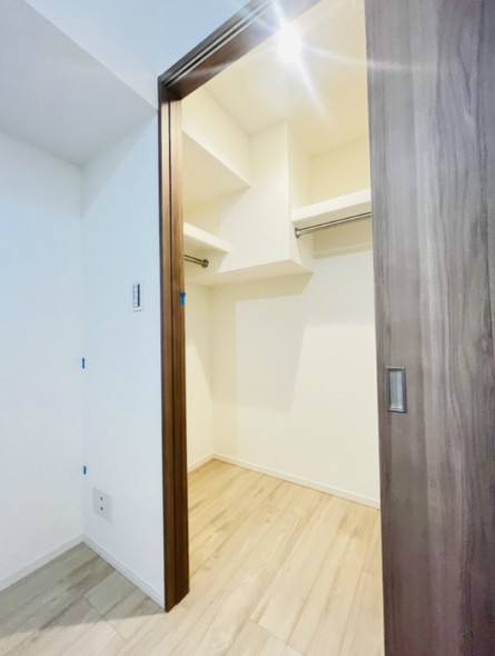 収納　ウォークインクローゼット