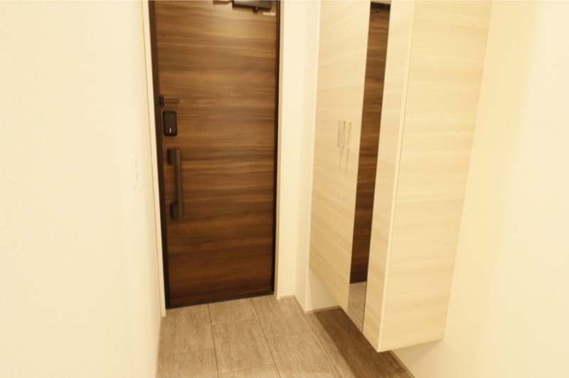 玄関　図面と現状に相違がある場合には現状を優先