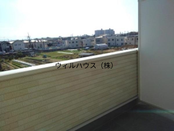 バルコニー　日当たり良好！