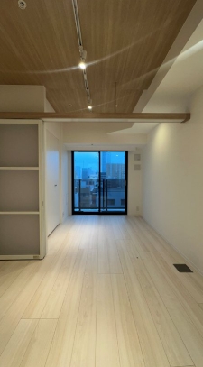 居室・リビング　☆明るい洋室☆