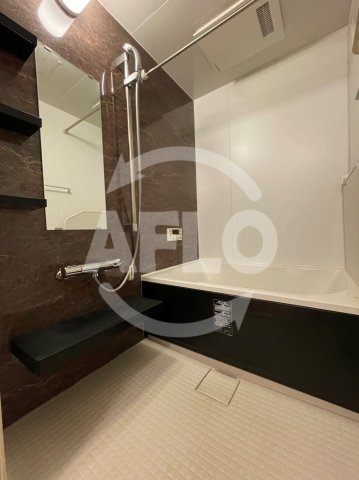 バス・シャワールーム　ヴィラ　クロシェット　浴室