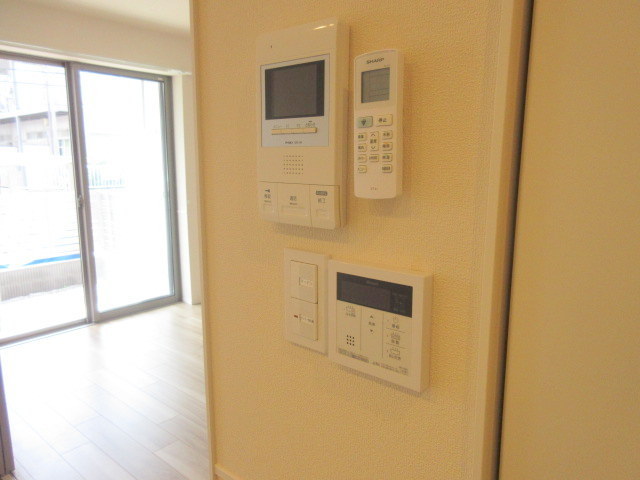 セキュリティ　★モニタ付きインターホン★同建物別部屋写真