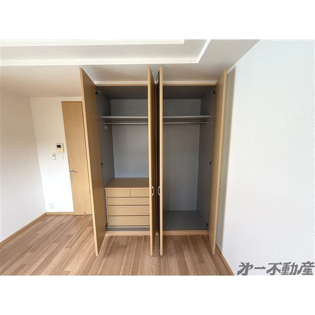 収納　クローゼット