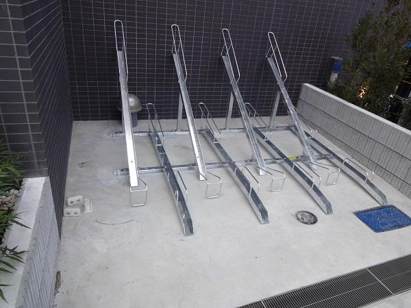 駐車場　駐輪場