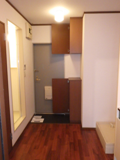 玄関　★キッチンから玄関側★