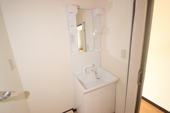 洗面設備　※別部屋の写真です
