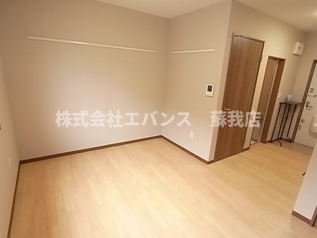 その他部屋・スペース　使い勝手のいい寝室です