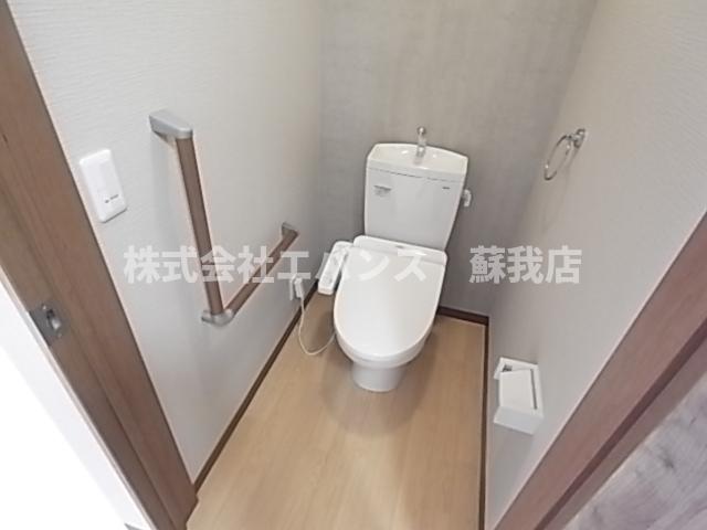 トイレ　コンパクトで使いやすいトイレです