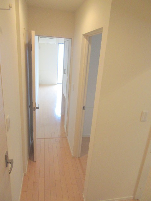 その他　玄関廊下