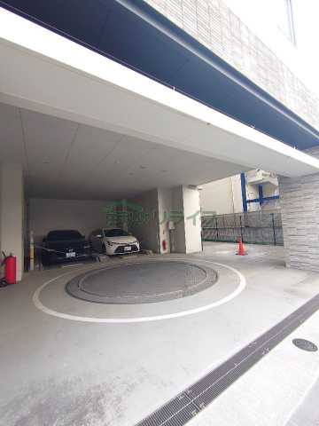 駐車場　コンフォリア池袋DEUX