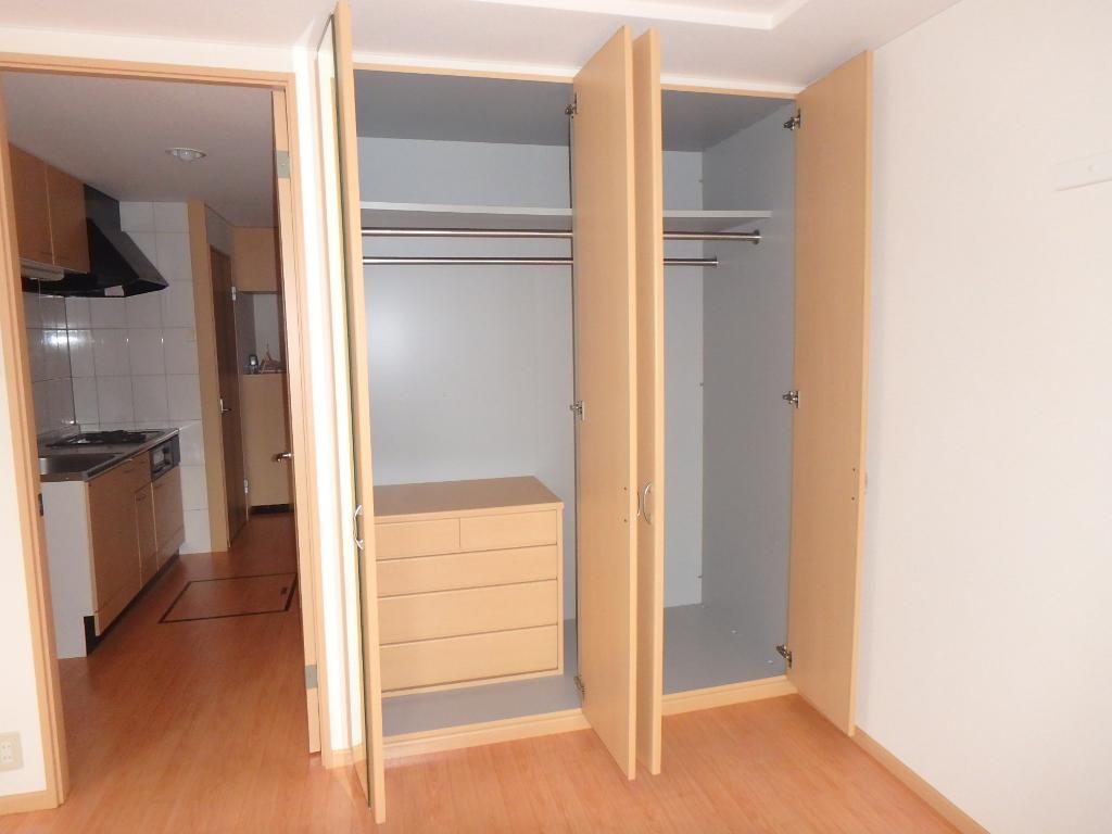 収納　クローゼット