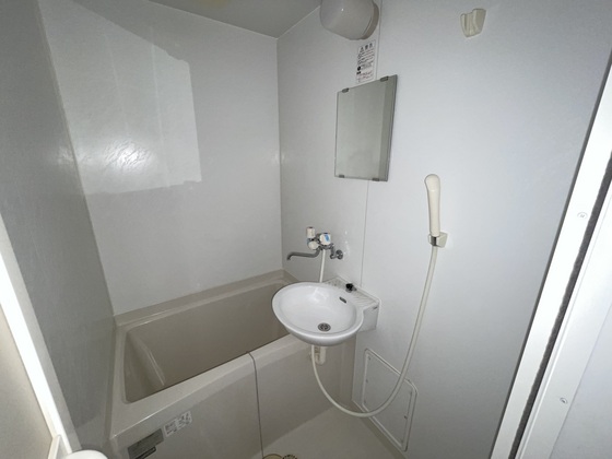 洗面設備　※別号室のお写真です