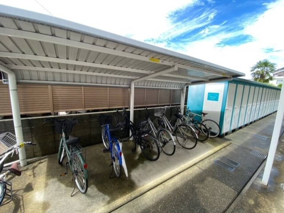 駐車場　駐輪場