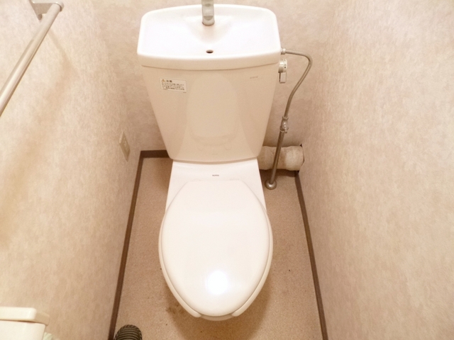 トイレ　清潔感のあるトイレです