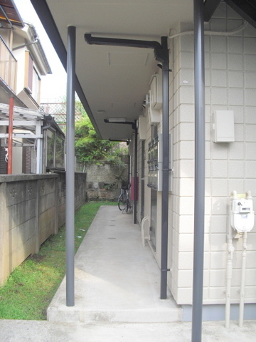 ロビー　１階共用廊下