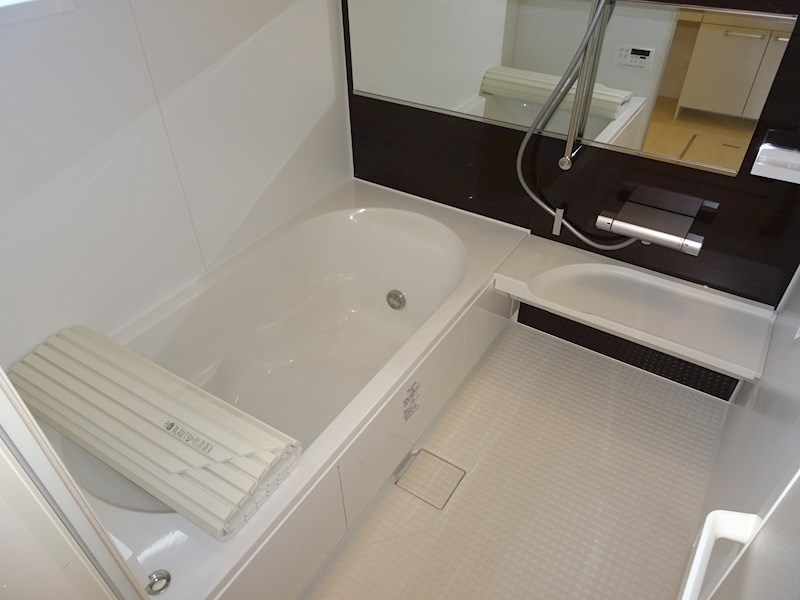 バス・シャワールーム　一坪風呂