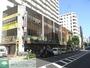スーパー　よしや仲宿店（スーパー）まで190m
