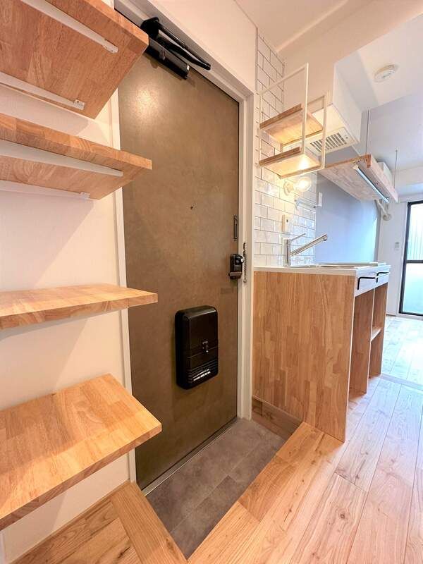 玄関　玄関部分