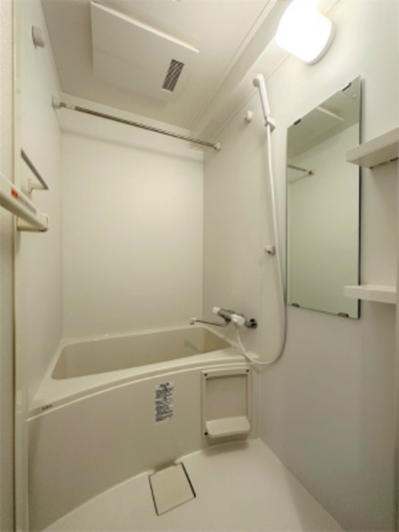 バス・シャワールーム　バス・トイレ別です