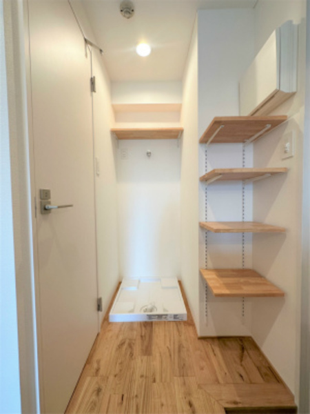 収納　靴置き場あります