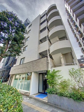 建物外観　フルリノベーション賃貸マンション