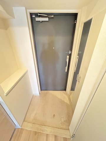 玄関　落ち着いた玄関です