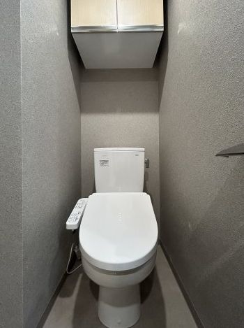 トイレ　別号室参考写真