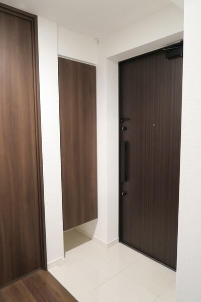 玄関　落ち着いた玄関です