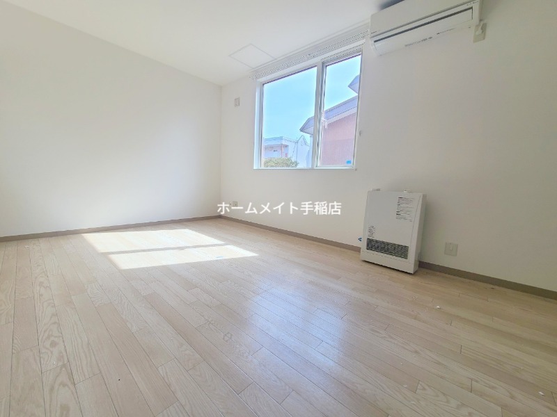 居室・リビング　明るいリビング♪