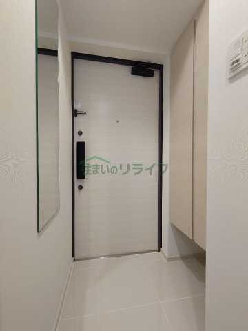 玄関　REGALIZ四谷