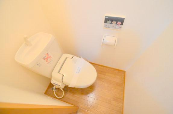 トイレ　Grand Chariot B