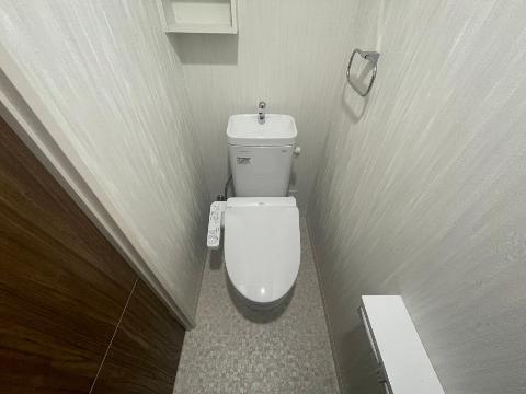 トイレ　シャワー付トイレ