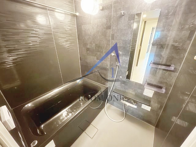 バス・シャワールーム　お風呂です。