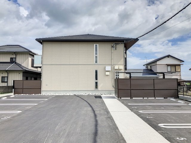 駐車場　2023年9月撮影